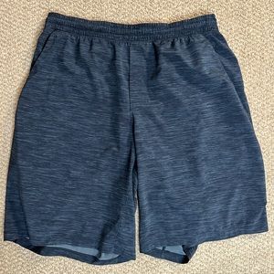 Lululemon 9” pace breaker no liner